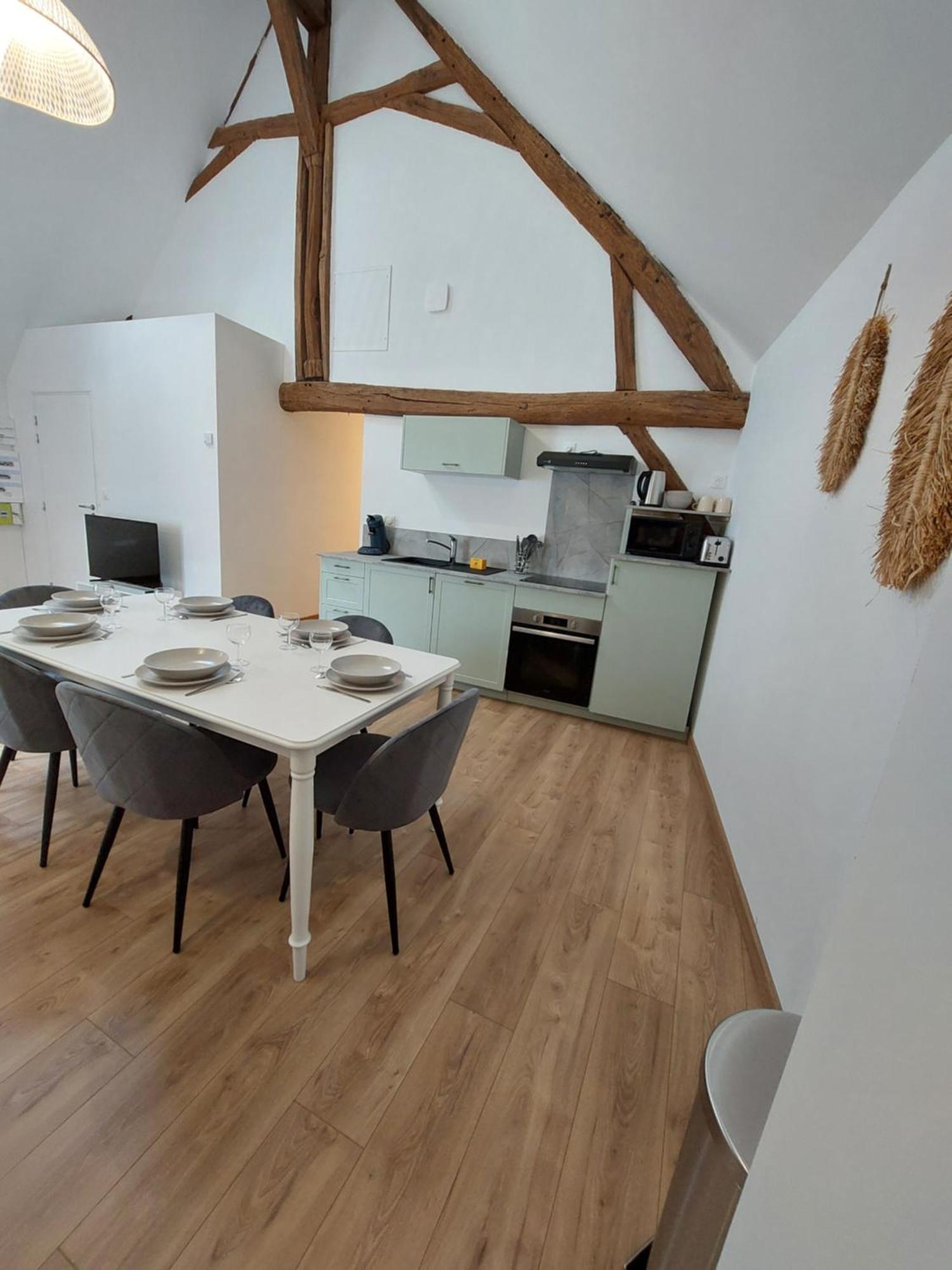 Appartements L'Hirondelle Божанси Экстерьер фото
