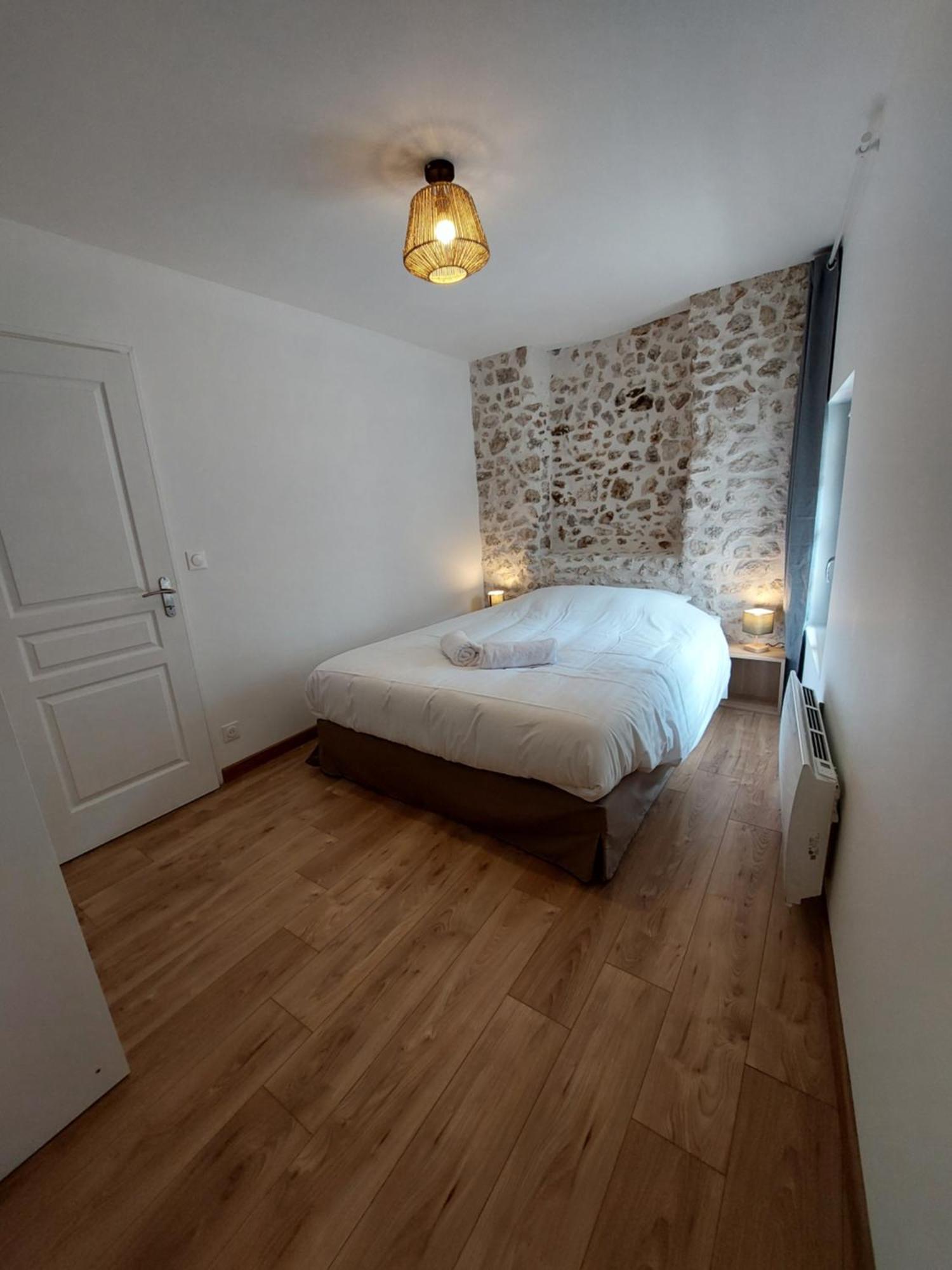 Appartements L'Hirondelle Божанси Экстерьер фото