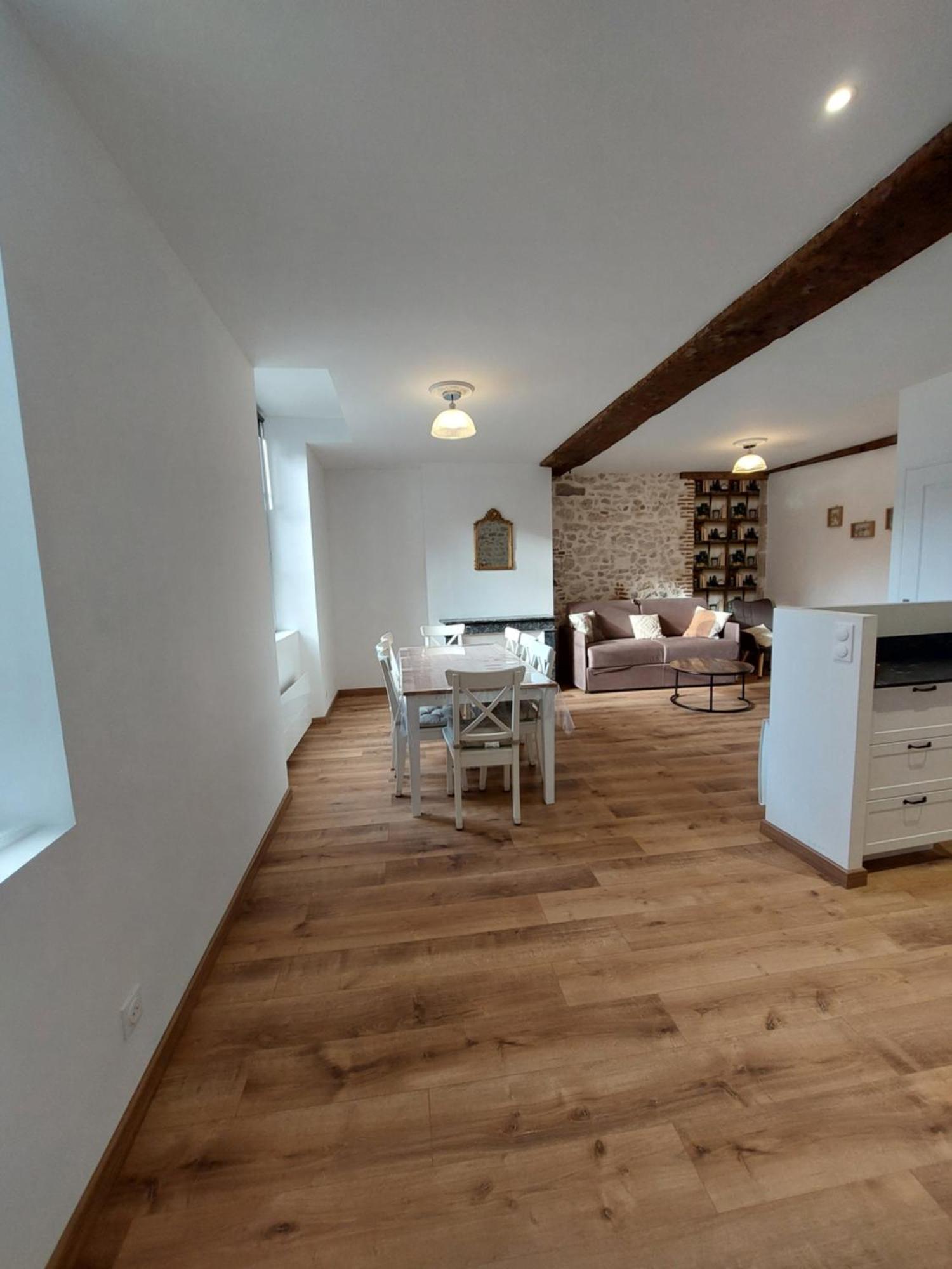 Appartements L'Hirondelle Божанси Экстерьер фото